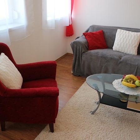 Eger Apartman Экстерьер фото